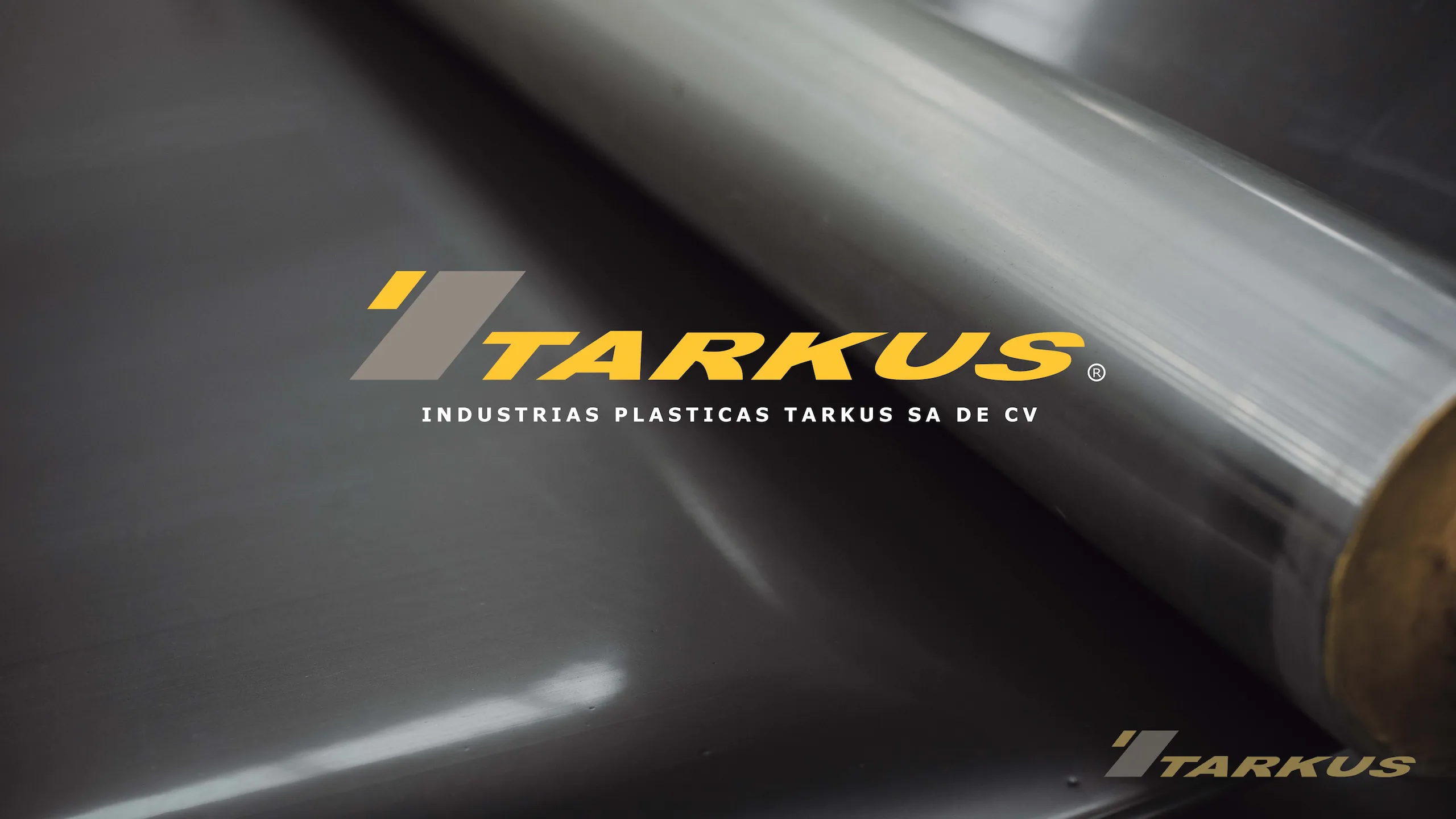 Empaque y manipulación de rollos plásticos industriales